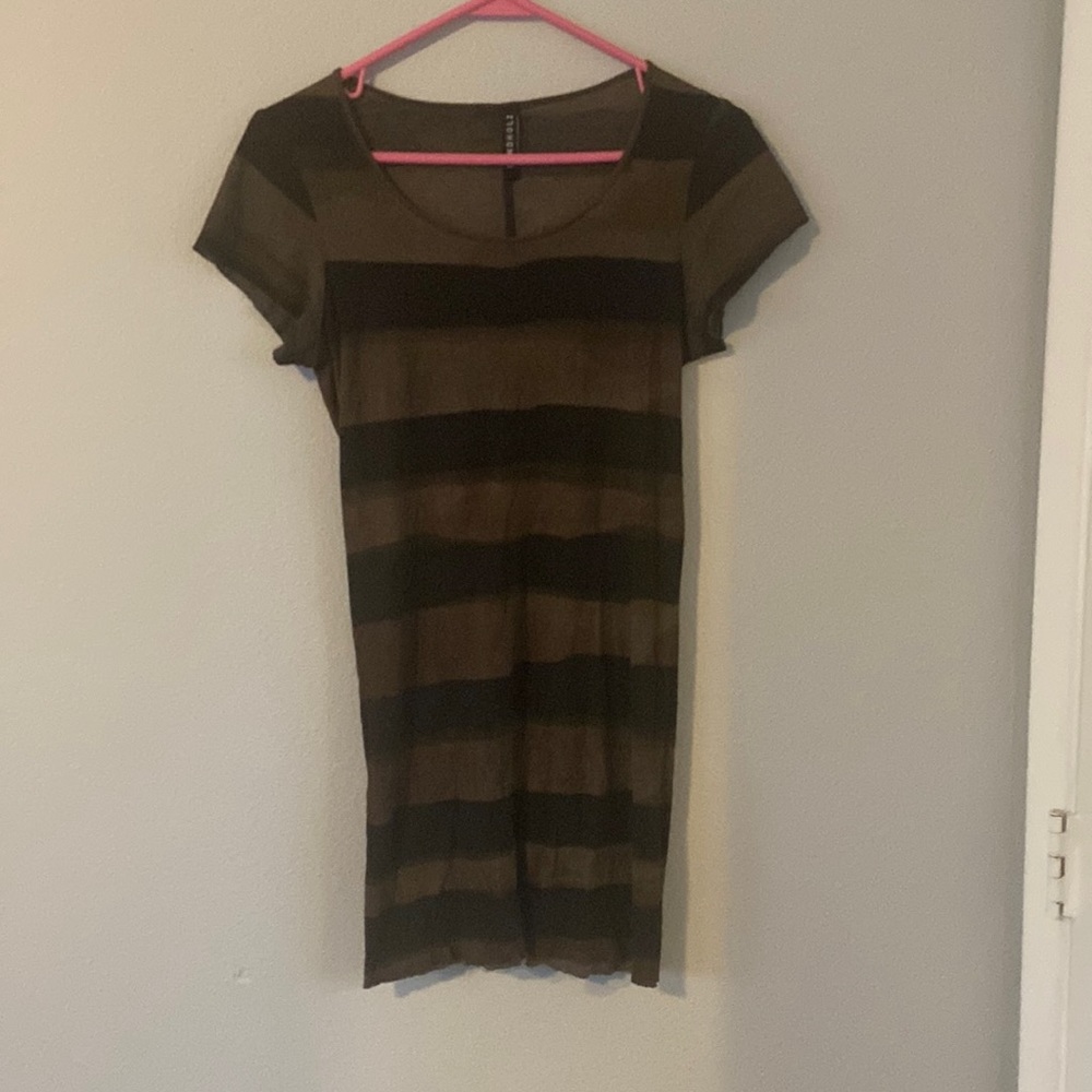 Striped dress size 4